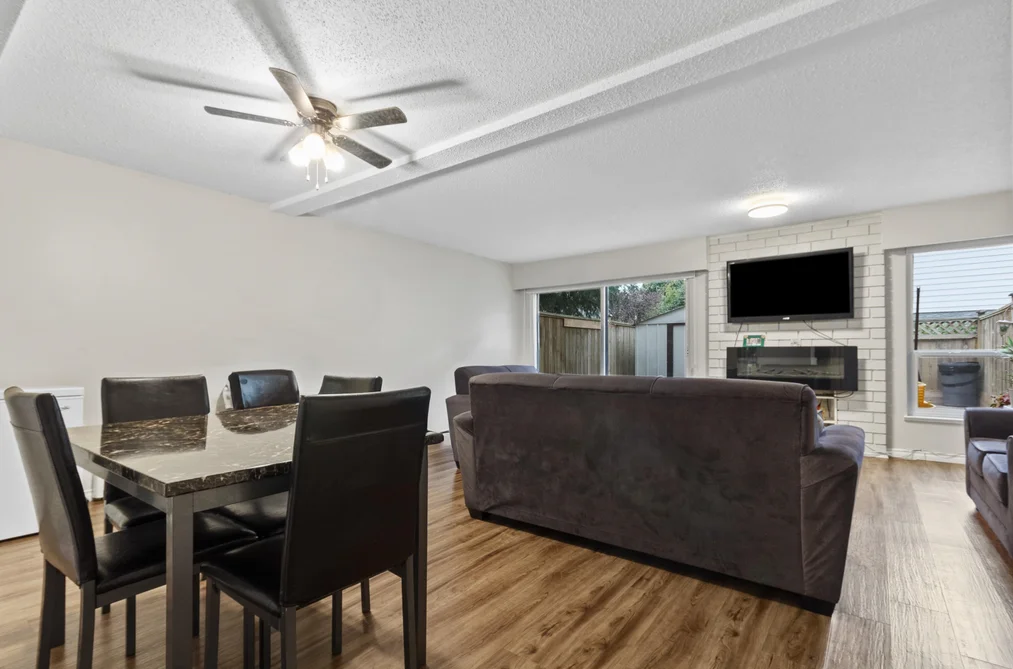 223 7453 140 STREET, Surrey BC V3W 6G5, Surrey BC — Residential for Sale — Photo 5 of 35