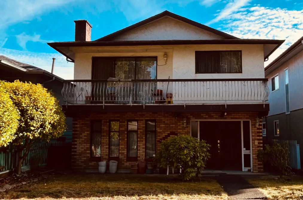 House for sale at 2232 E 45 Avenue Vancouver British Columbia - MLS: R3160623