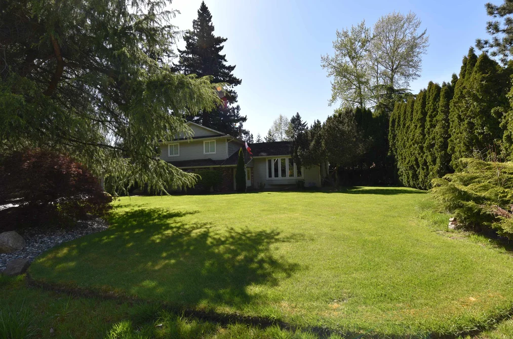 House for sale at 2233 171 Street Surrey British Columbia - MLS: R3107906