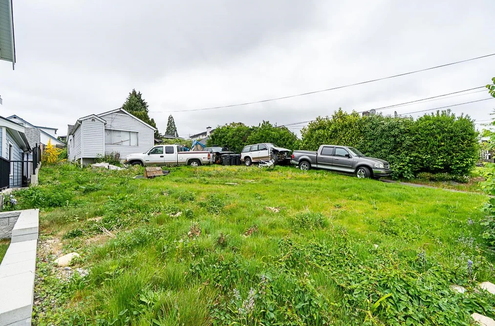 2235 EDINBURGH STREET, New Westminster BC V3M 2Y2, New Westminster BC — Residential for Sale - Photo 2