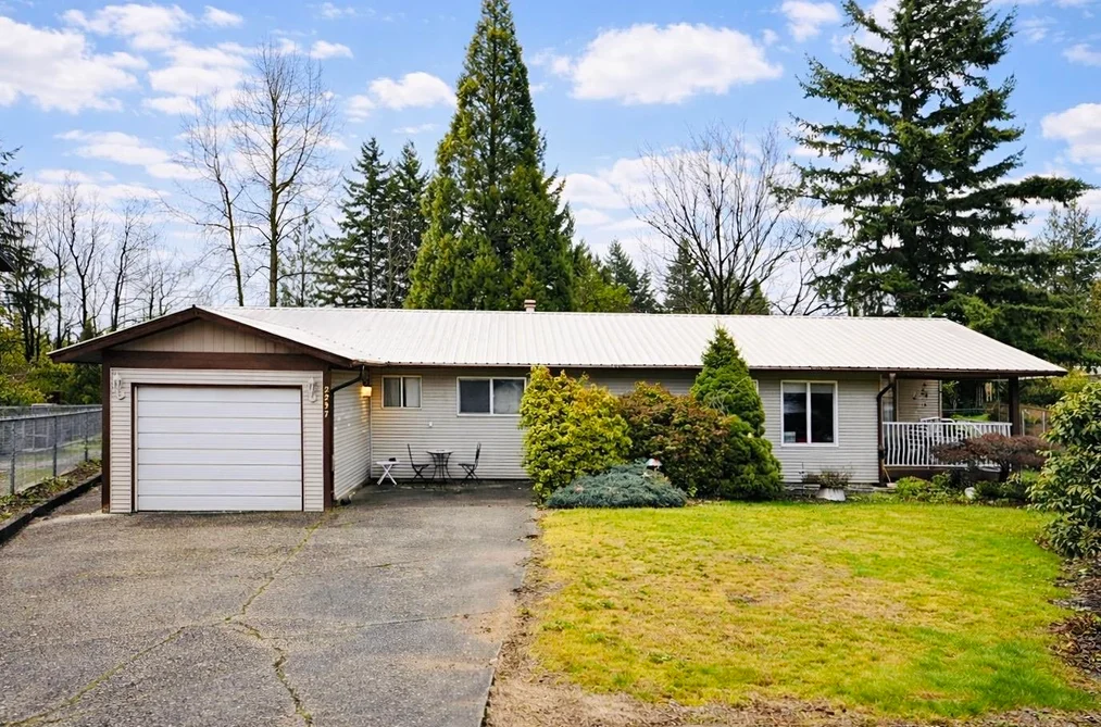 2237 CRYSTAL COURT, Abbotsford BC V2T 6A7, Abbotsford BC — Residential for Sale - Photo 4