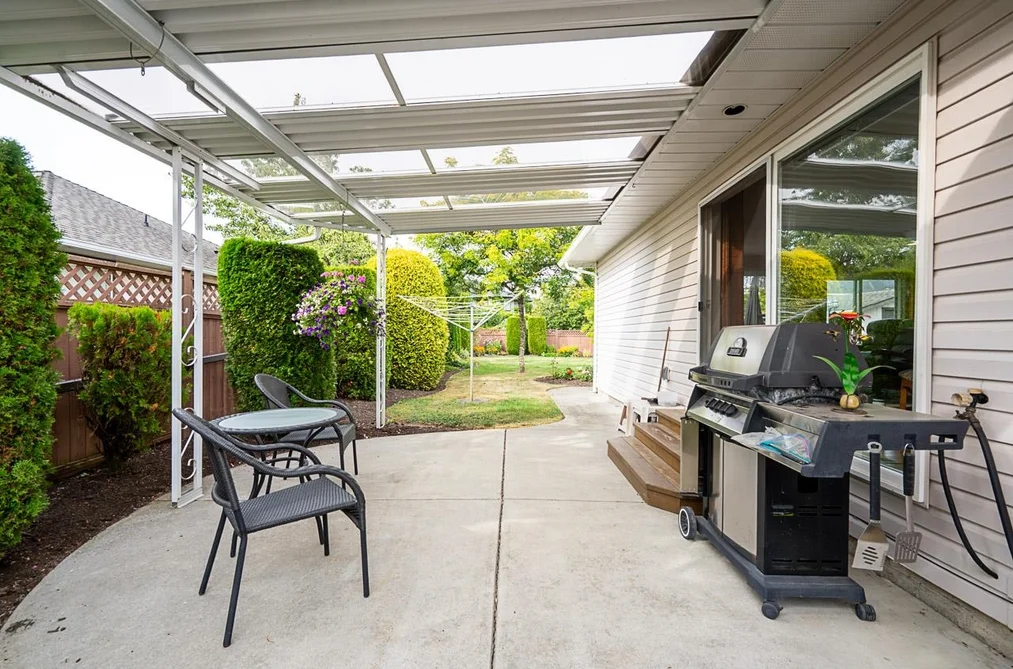 22389 Old Yale Road, Langley, BC - House for Sale - Photo 11 of 33 22389 Old Yale Road, Langley, BC - House for Sale - Photo 11 of 33