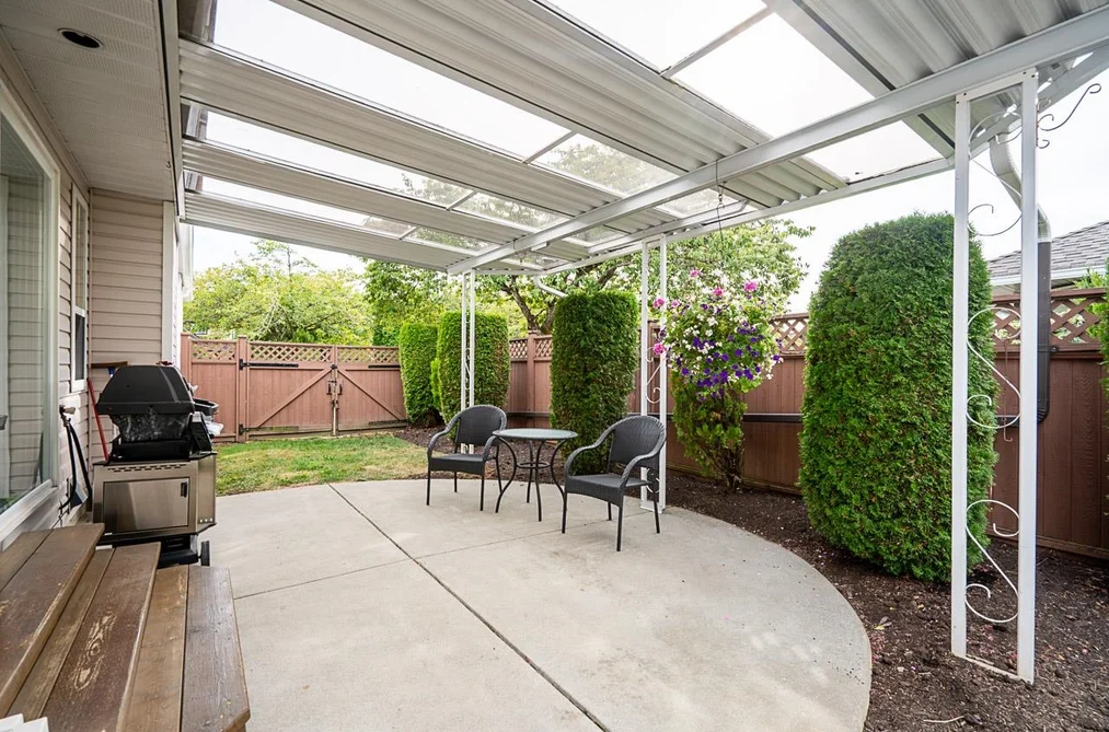 22389 Old Yale Road, Langley, BC - House for Sale - Photo 12 of 33 22389 Old Yale Road, Langley, BC - House for Sale - Photo 12 of 33