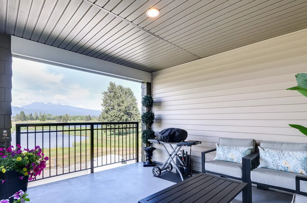 Condo for sale at 224 19673 Meadow Gardens Way Pitt Meadows British Columbia - MLS: R3139900