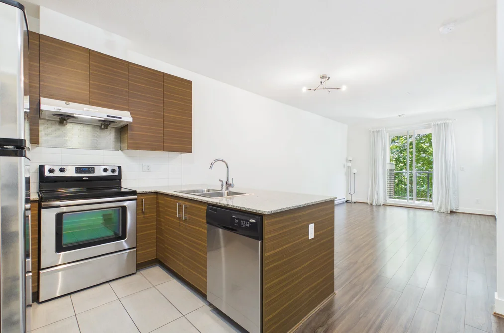 224 5788 SIDLEY STREET, Burnaby, BC — Residential for Sale — Photo 5 of 15