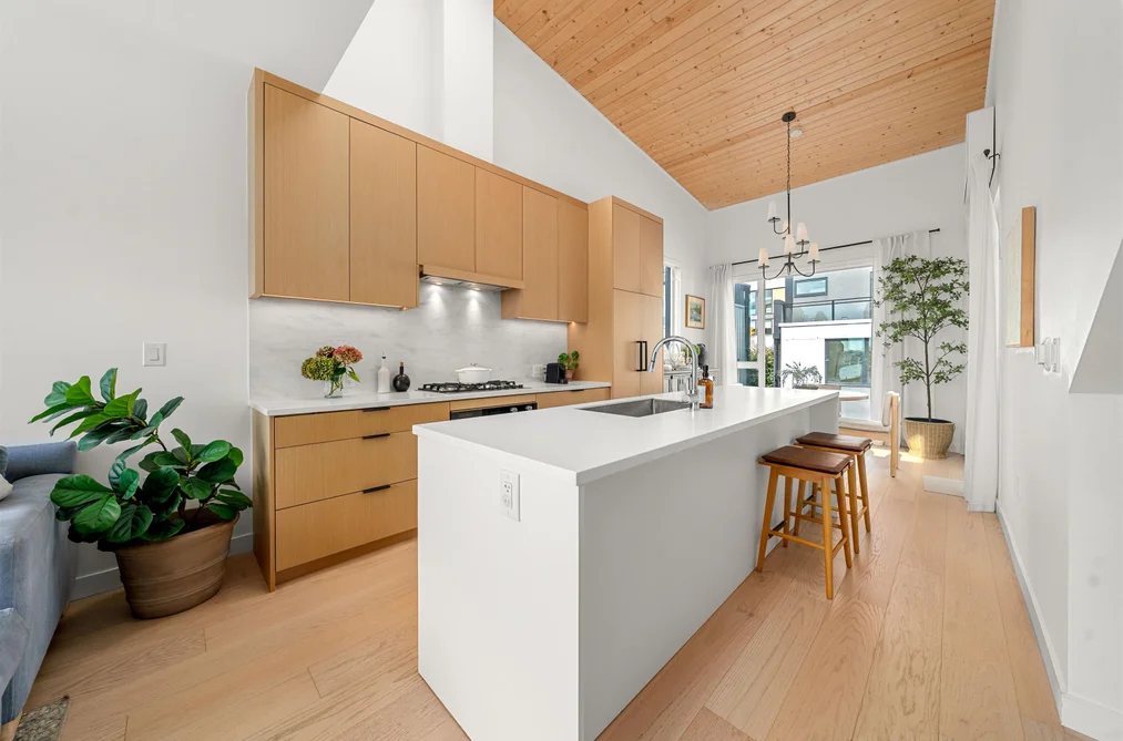 Townhouse for sale at 224 650 E 2nd Street North Vancouver British Columbia - MLS: R3164898