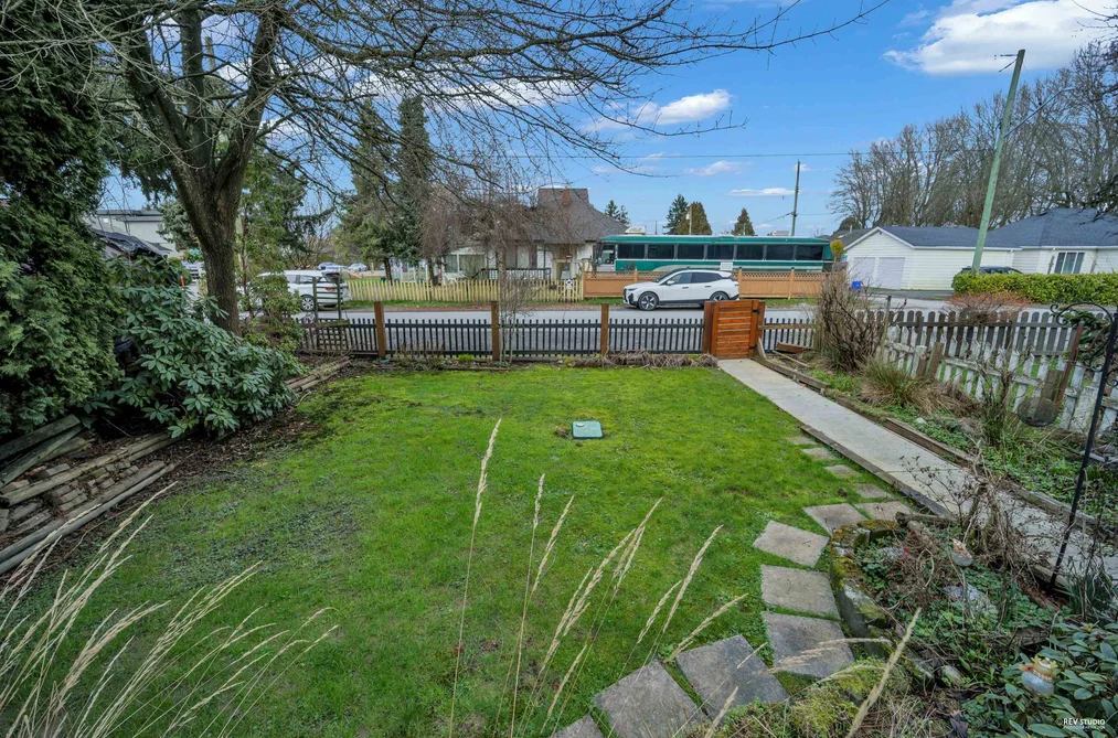 2240 DOUGLAS CRESCENT, Richmond BC V7B 1E9, Richmond BC — Residential for Sale - Photo 5
