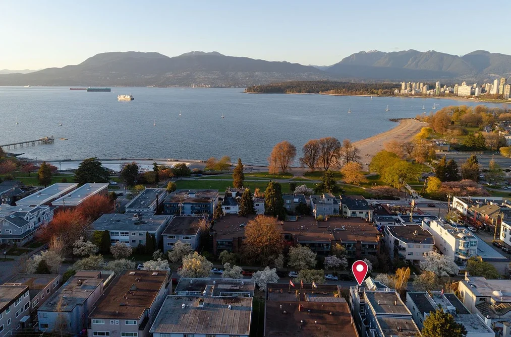 Townhouse for sale at 2240 York Avenue Vancouver British Columbia - MLS: R3111274
