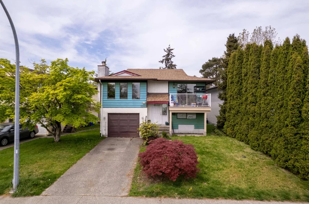 2245 WILLOUGHBY WAY, Langley BC V2Y 1B8, Langley BC — Residential for Sale - Photo 3