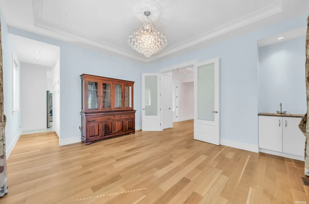 2246 W 22nd Avenue, Vancouver, BC - House for Sale - Photo 6 of 23 2246 W 22nd Avenue, Vancouver, BC - House for Sale - Photo 6 of 23