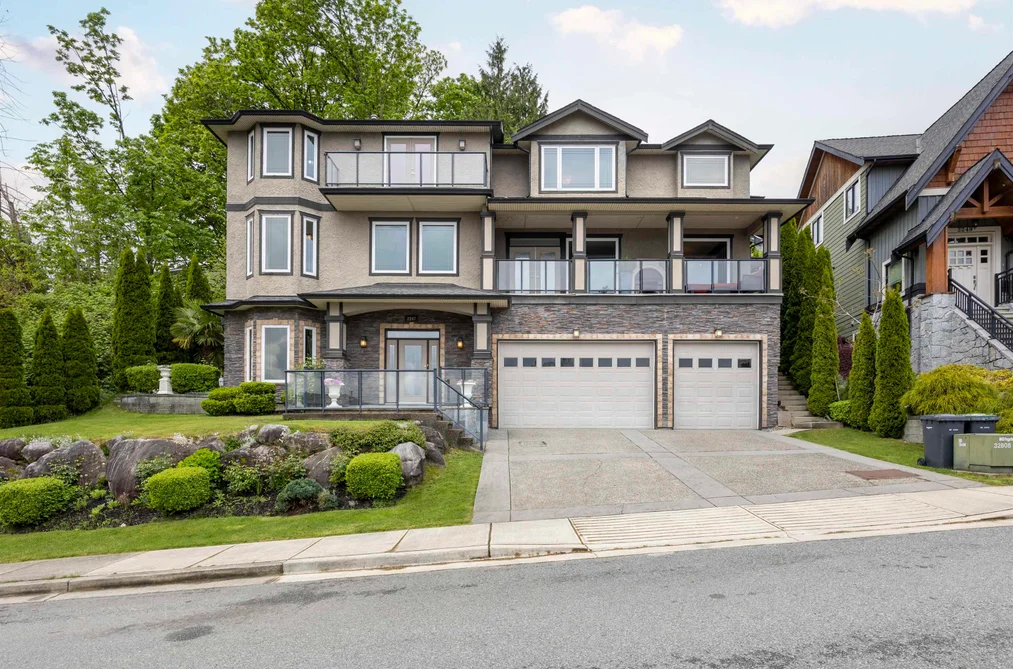 House for sale at 2247 Kaptey Avenue Coquitlam British Columbia - MLS: R3118554
