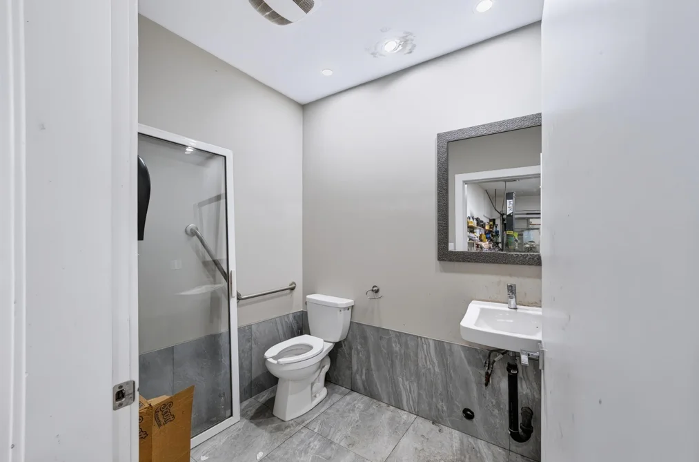 2247 Windsor Street, Abbotsford, BC - MLS: R3163052 - Photo 36 2247 Windsor Street, Abbotsford, BC - MLS: R3163052 - Photo 36