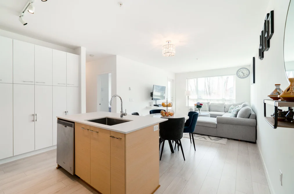 225 13963 105 BOULEVARD, Surrey BC V3T 0M9, Surrey BC — Residential for Sale - Photo 4