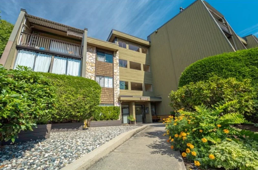 Condo for sale at 225 9101 Horne Street Burnaby British Columbia - MLS: R3164966