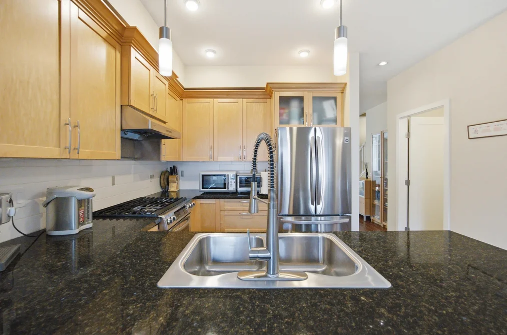 225 SALTER STREET, New Westminster BC V3M 0E8, New Westminster BC — Residential for Sale — Photo 12 of 39