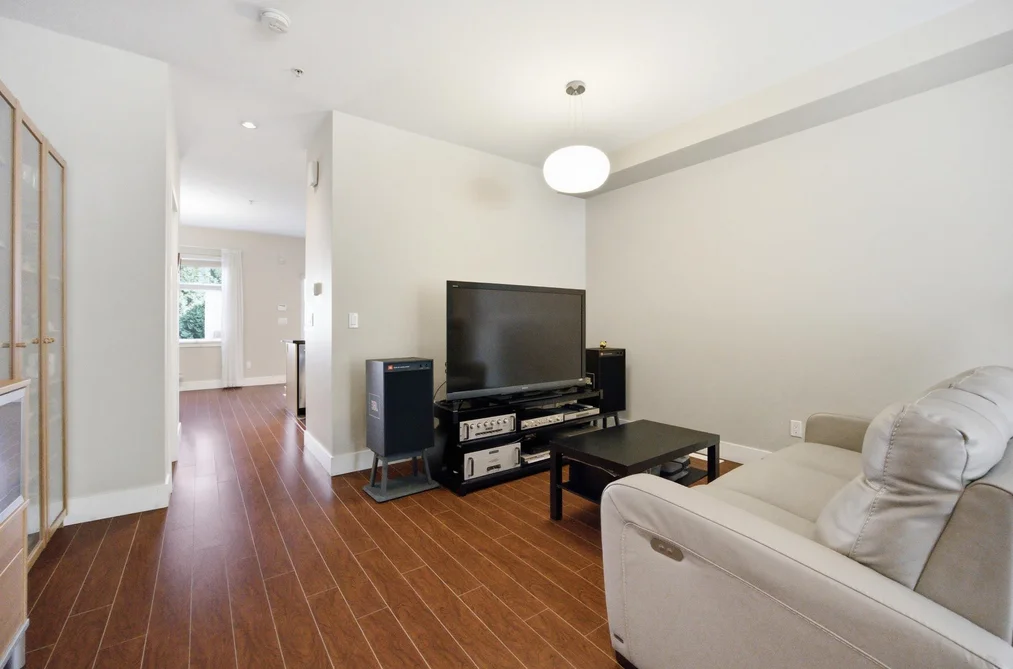 225 SALTER STREET, New Westminster BC V3M 0E8, New Westminster BC — Residential for Sale — Photo 7 of 39