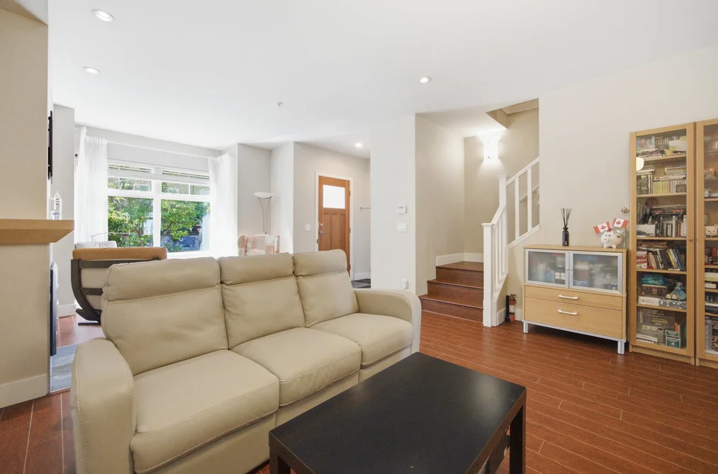 225 SALTER STREET, New Westminster BC V3M 0E8, New Westminster BC — Residential for Sale — Photo 8 of 39