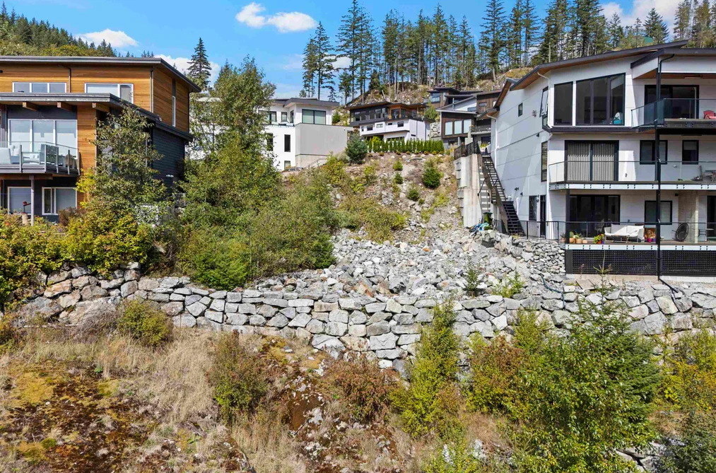 2250 Crumpit Woods Drive, Squamish, BC - MLS: R3163976 - Photo 11 2250 Crumpit Woods Drive, Squamish, BC - MLS: R3163976 - Photo 11