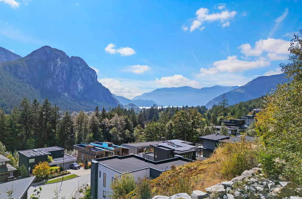 2250 Crumpit Woods Drive, Squamish, BC - MLS: R3163976 - Photo 18 2250 Crumpit Woods Drive, Squamish, BC - MLS: R3163976 - Photo 18
