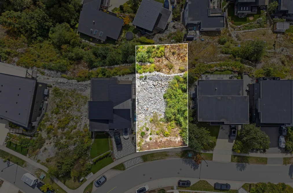 2250 Crumpit Woods Drive, Squamish, BC - MLS: R3163976 - Photo 6 2250 Crumpit Woods Drive, Squamish, BC - MLS: R3163976 - Photo 6