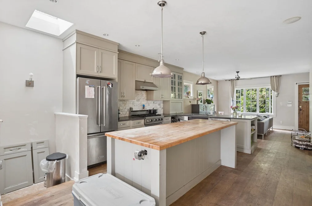 2252 VENABLES STREET, Vancouver BC V5L 2J6, Vancouver BC — Residential for Sale — Photo 9 of 38
