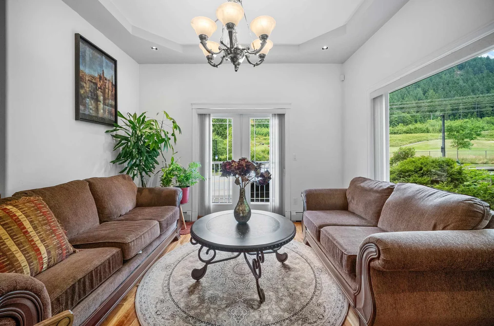 2253 PARKWAY BOULEVARD, Coquitlam BC V3E 3P8, Coquitlam BC — Residential for Sale — Photo 10 of 40
