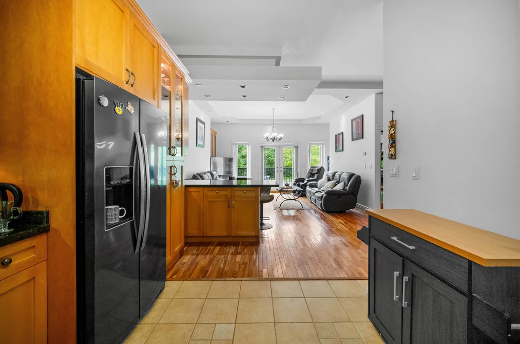 2253 PARKWAY BOULEVARD, Coquitlam BC V3E 3P8, Coquitlam BC — Residential for Sale — Photo 5 of 40