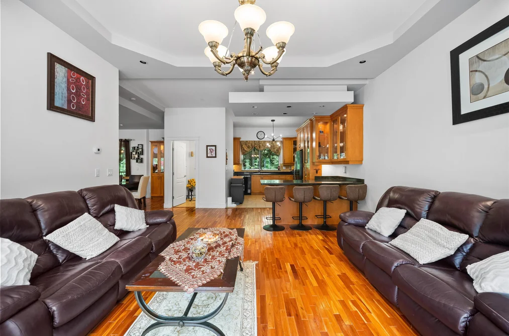 2253 PARKWAY BOULEVARD, Coquitlam BC V3E 3P8, Coquitlam BC — Residential for Sale — Photo 6 of 40