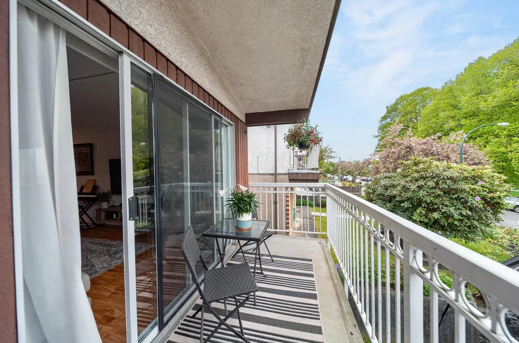2258 WENONAH STREET, Vancouver, BC — Residential for Sale — Photo 4 of 28