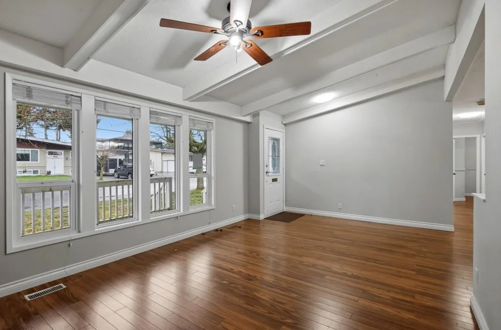 2259 LYNDEN STREET, Abbotsford BC V2T 3B8, Abbotsford BC — Residential for Sale - Photo 2