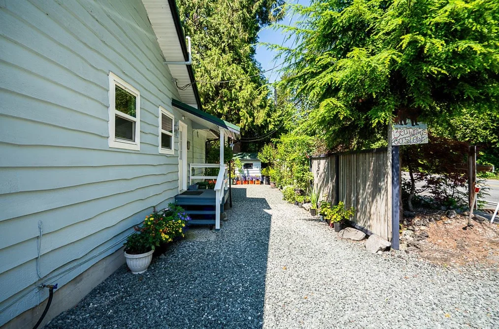 22592 132 AVENUE, Maple Ridge BC V4R 2R2, Maple Ridge BC — Residential for Sale - Photo 2