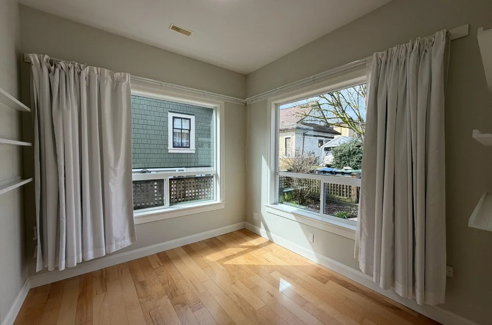 226 GIFFORD PLACE, New Westminster BC V3L 1K7, New Westminster BC — Residential for Sale - Photo 2