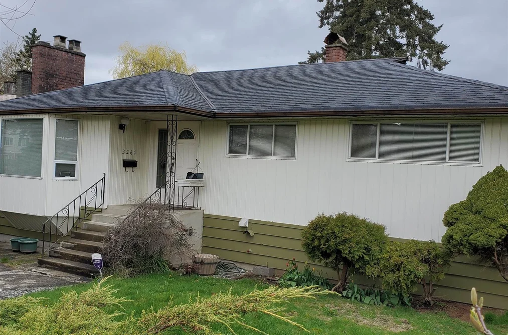 House for sale at 2261 Hawthorne Avenue Port Coquitlam British Columbia - MLS: R2733844