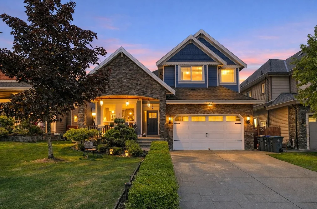 House for sale at 2262 Madrona Place Surrey British Columbia - MLS: R3084768
