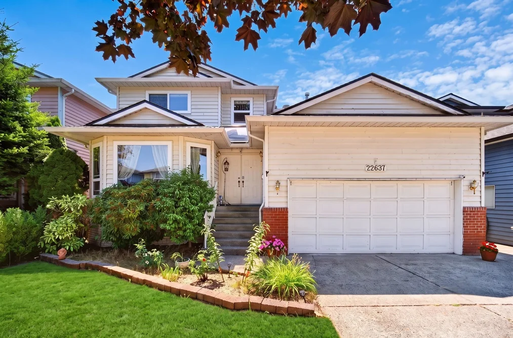 House for sale at 22637 Fraserbank Crescent Richmond British Columbia - MLS: R3147890