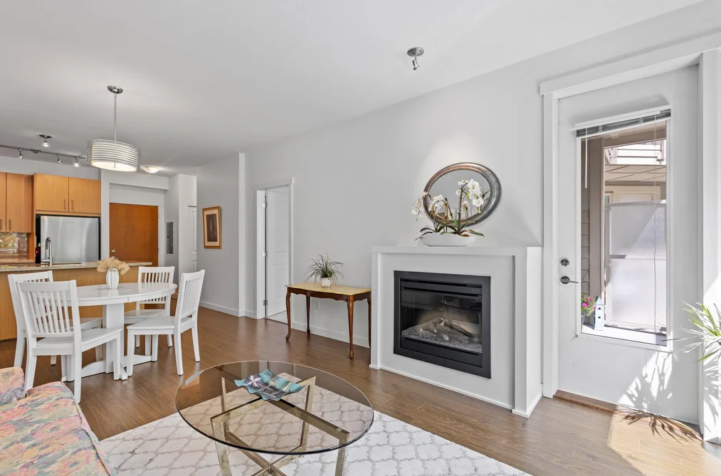 227 119 W 22ND STREET, North Vancouver BC V7M 0B4, North Vancouver BC — Residential for Sale - Photo 3