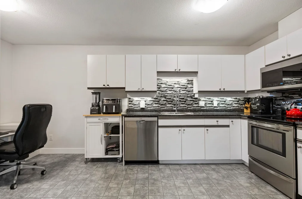 227 1215 LANSDOWNE DRIVE, Coquitlam BC V3E 2P6, Coquitlam BC — Residential for Sale - Photo 5