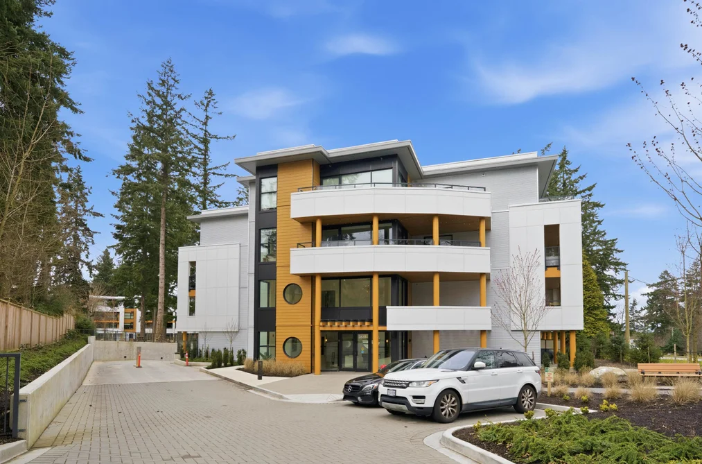 Condo for sale at 227 2635 King George Boulevard Surrey British Columbia - MLS: R3099322