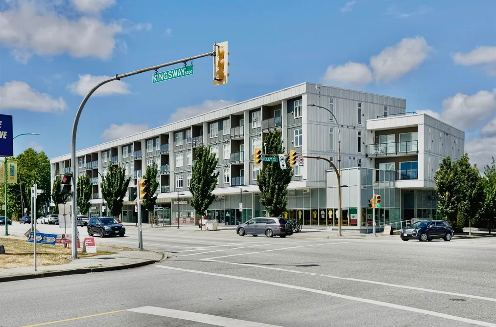 Condo for sale at 227 6283 Kingsway Burnaby British Columbia - MLS: R3140786