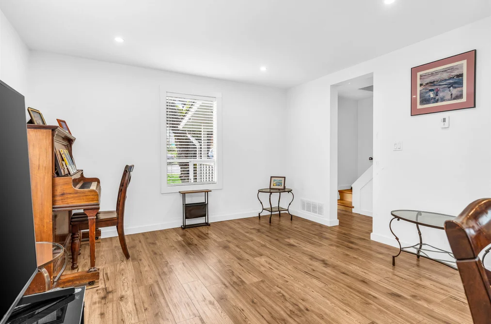 227 W 5TH STREET, North Vancouver BC V7M 1J9, North Vancouver BC — Residential for Sale - Photo 6