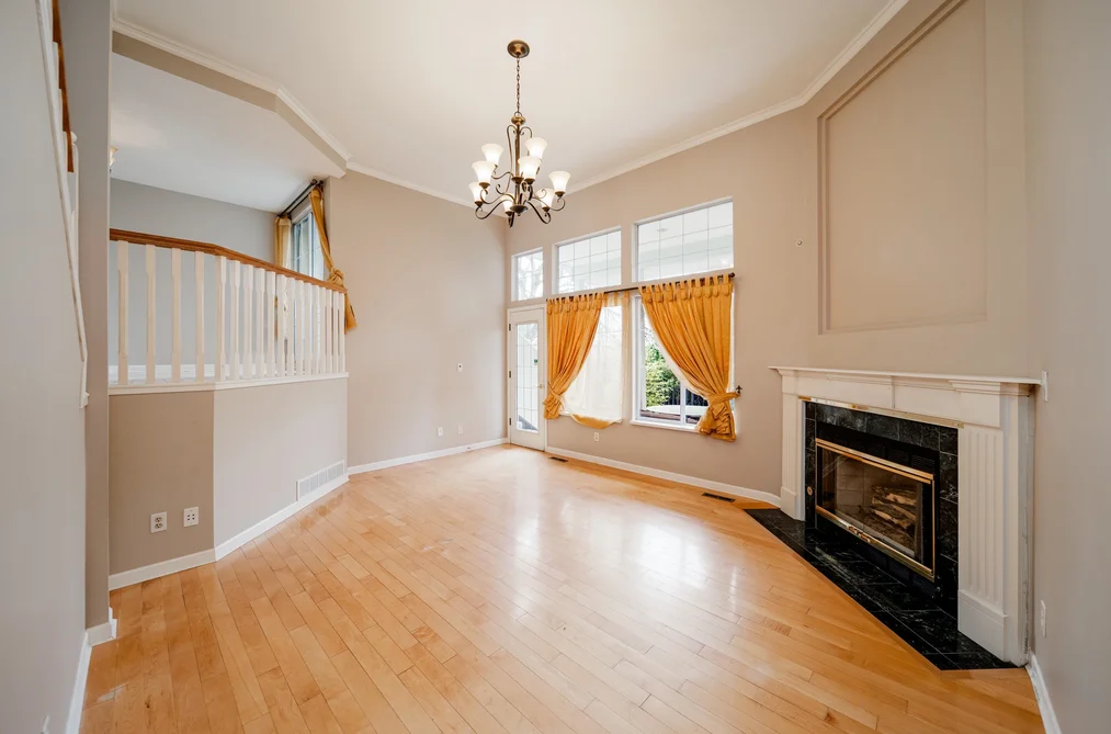 227 WATERLEIGH DRIVE, Vancouver BC V5X 4T2, Vancouver BC — Residential for Sale - Photo 2