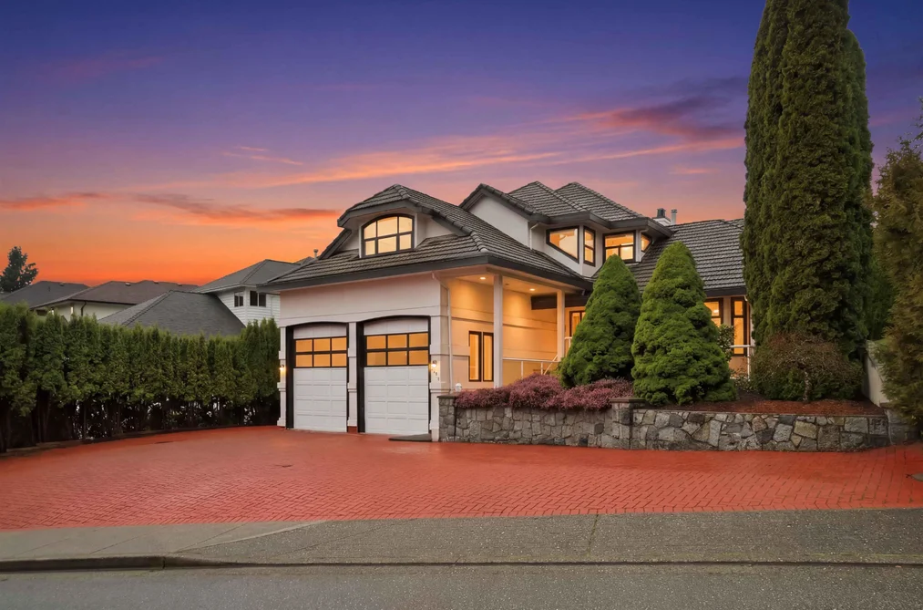 House for sale at 2271 Sorrento Drive Coquitlam British Columbia - MLS: R3113600