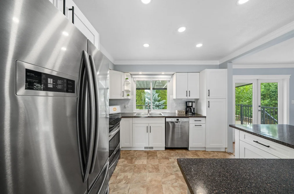 22715 124 AVENUE, Maple Ridge BC V2X 4K2, Maple Ridge BC — Residential for Sale — Photo 10 of 40