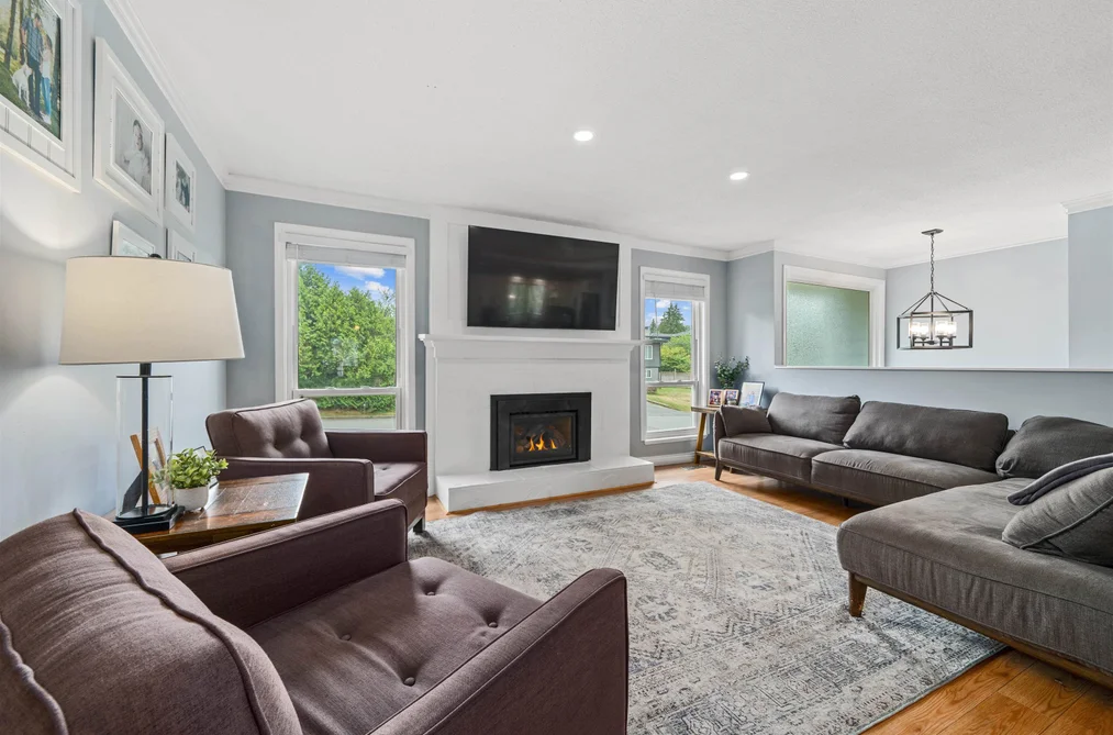 22715 124 AVENUE, Maple Ridge BC V2X 4K2, Maple Ridge BC — Residential for Sale — Photo 6 of 40