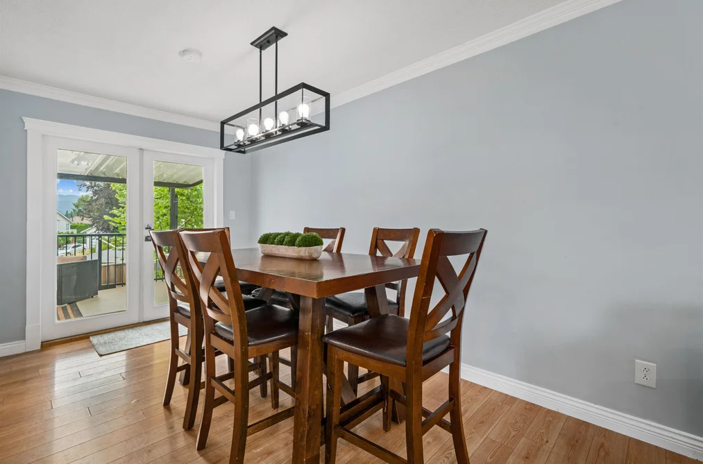 22715 124 AVENUE, Maple Ridge BC V2X 4K2, Maple Ridge BC — Residential for Sale — Photo 8 of 40