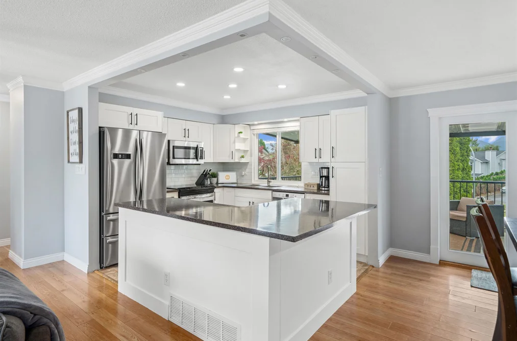 22715 124 AVENUE, Maple Ridge BC V2X 4K2, Maple Ridge BC — Residential for Sale — Photo 9 of 40
