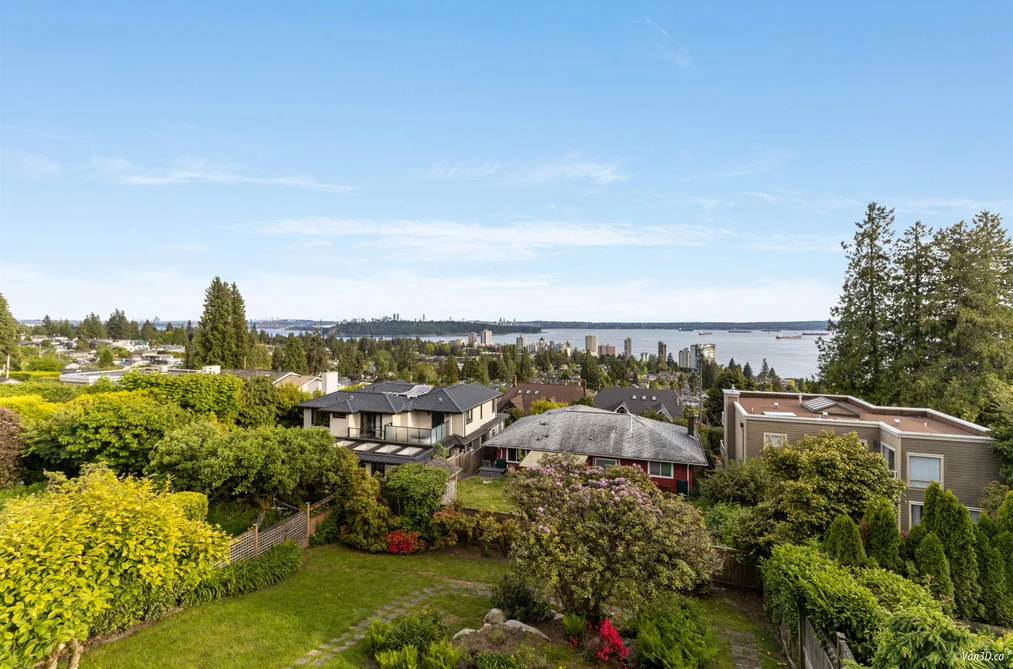 2272 OTTAWA AVENUE, West Vancouver BC V7V 2S6, West Vancouver BC — Residential for Sale - Photo 7