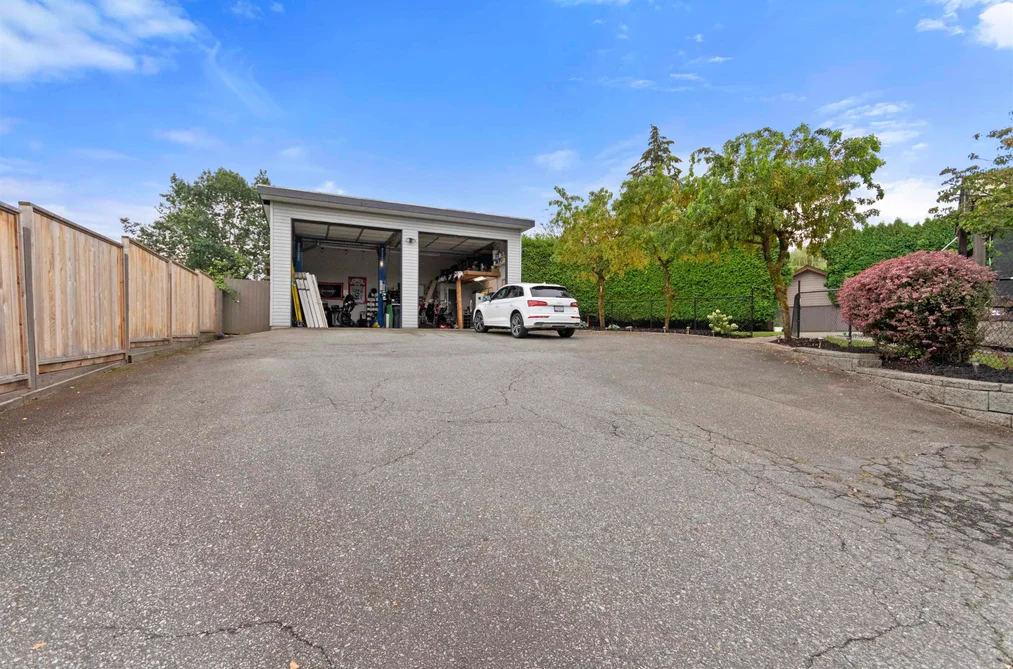 22749 125A AVENUE, Maple Ridge BC V2X 3T8, Maple Ridge BC — Residential for Sale - Photo 4