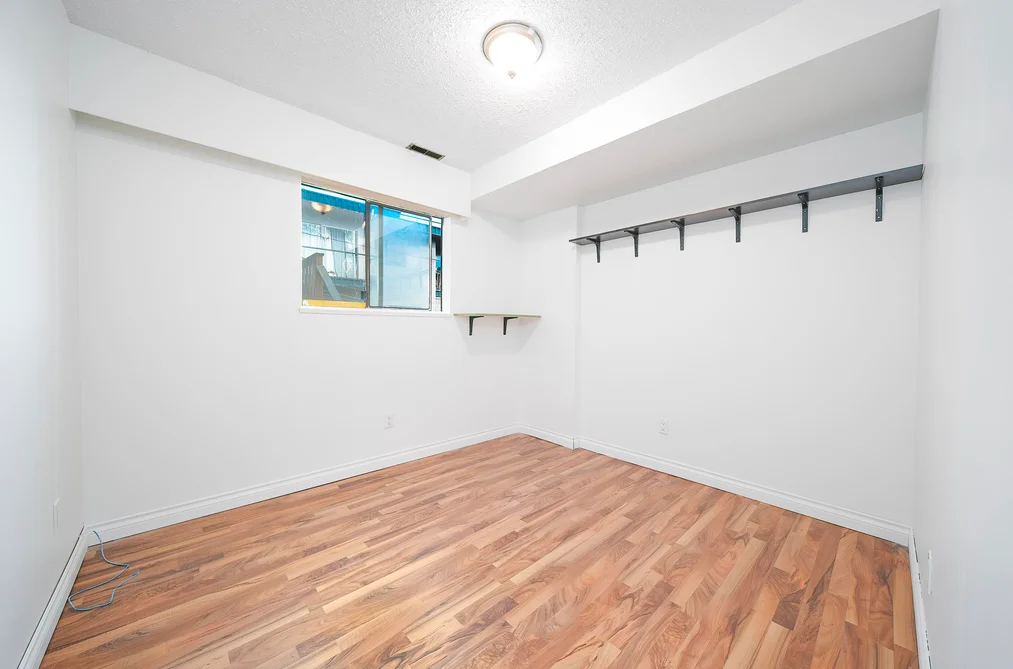 2275 PANDORA STREET, Vancouver BC V5L 1N6, Vancouver BC — Residential for Sale — Photo 21 of 32