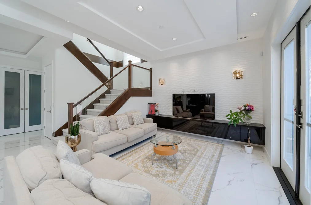 2277 E 28TH AVENUE, Vancouver BC V5N 2Y3, Vancouver BC — Residential for Sale — Photo 8 of 36